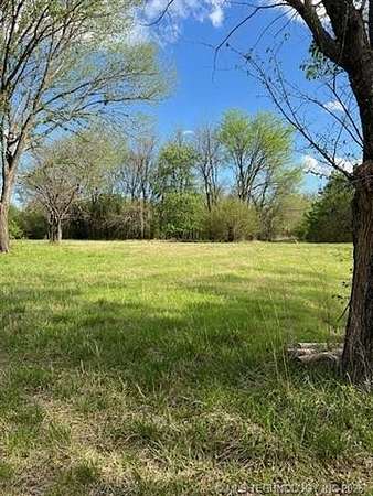 2.22 Acres of Commercial Land for Sale in Broken Arrow, Oklahoma