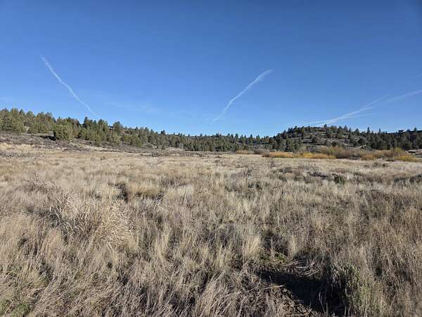 3.37 Acres of Residential Land for Sale in Chiloquin, Oregon