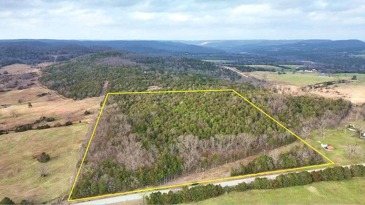 10 Acres of Recreational Land for Sale in Eagle Rock, Missouri