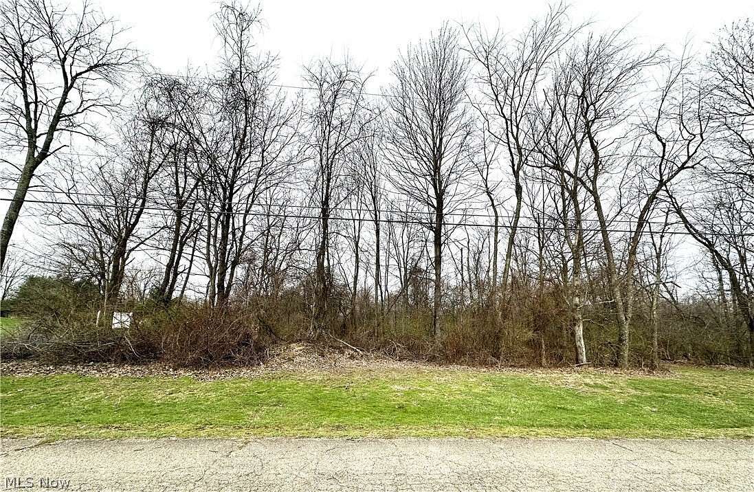 1 Acre of Residential Land for Sale in Weirton, West Virginia