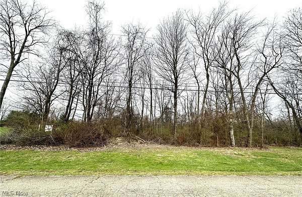 1 Acre of Residential Land for Sale in Weirton, West Virginia