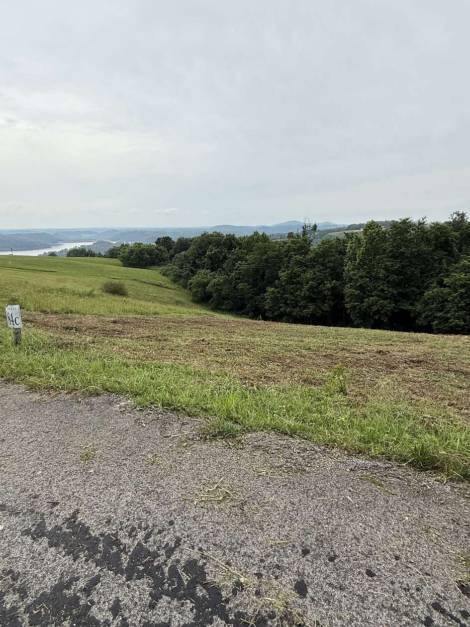 1.37 Acres of Residential Land for Sale in Hilham, Tennessee