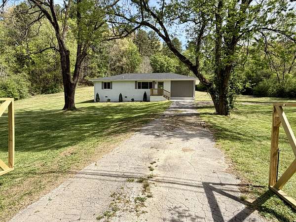 2.78 Acres of Land with Home for Sale in Ooltewah, Tennessee