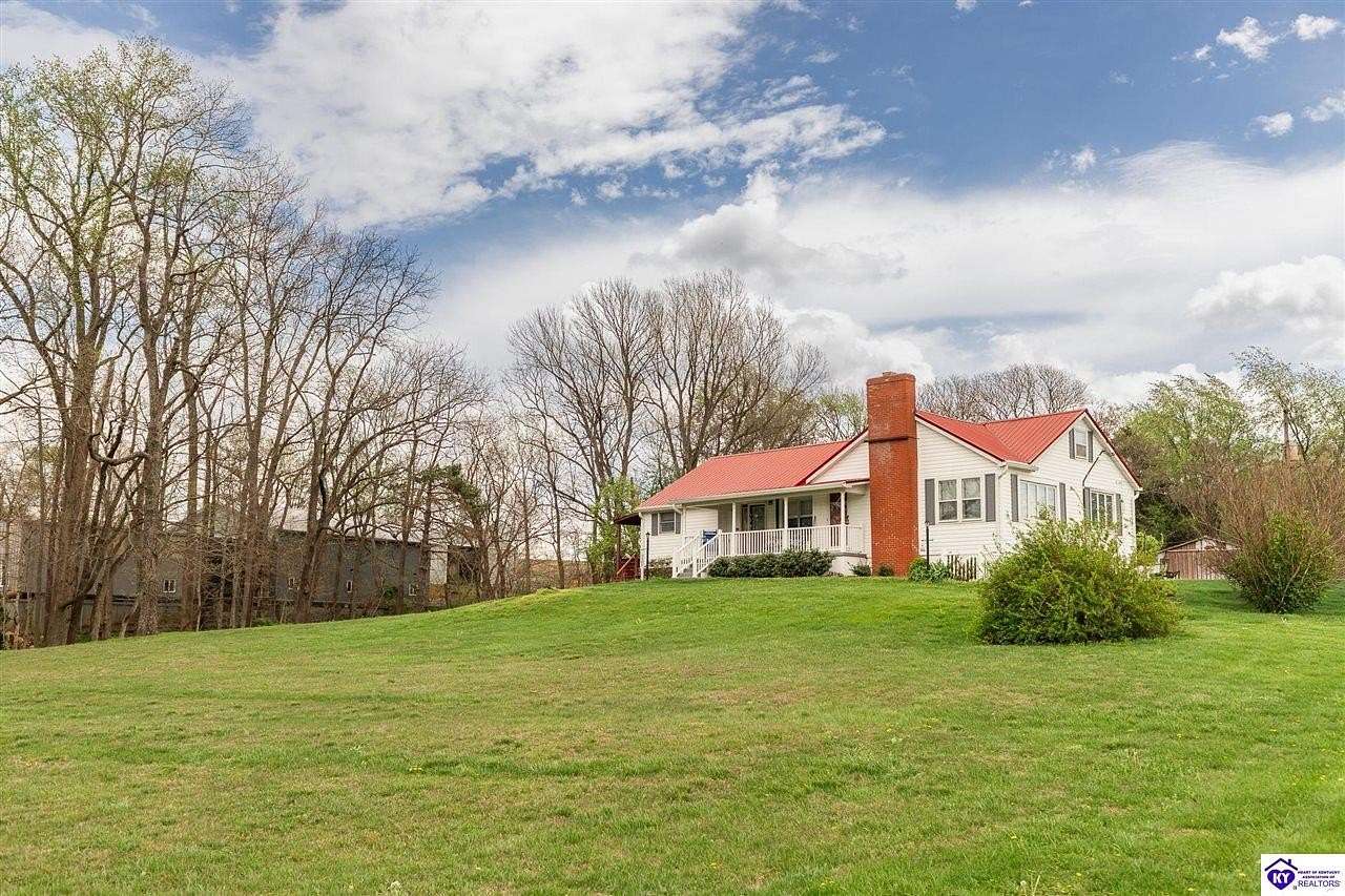 2.7 Acres of Land with Home for Sale in Vine Grove, Kentucky