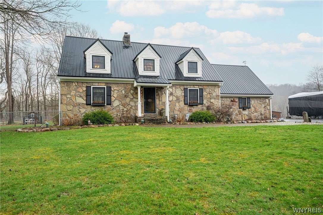 25.8 Acres of Land with Home for Sale in Fillmore, New York