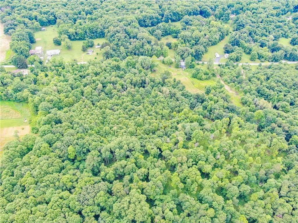 20 Acres of Land for Sale in Edinburg, Pennsylvania