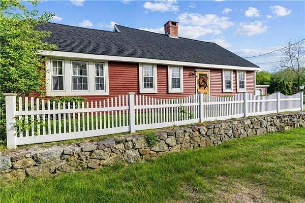4 Acres of Land with Home for Sale in Scituate Town, Rhode Island