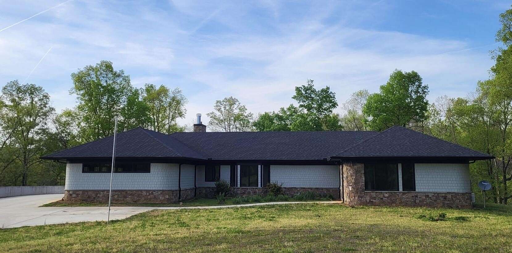 77.5 Acres of Land with Home for Sale in Decatur, Tennessee