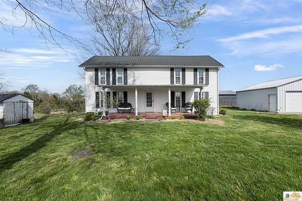 13 Acres of Land with Home for Sale in Edmonton, Kentucky