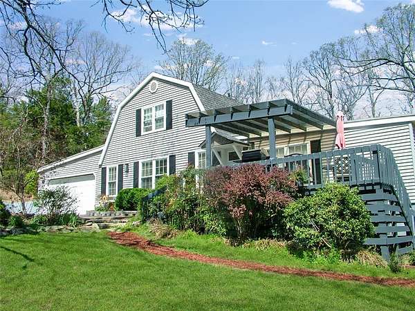 7.42 Acres of Land with Home for Sale in Mountain Home, Arkansas