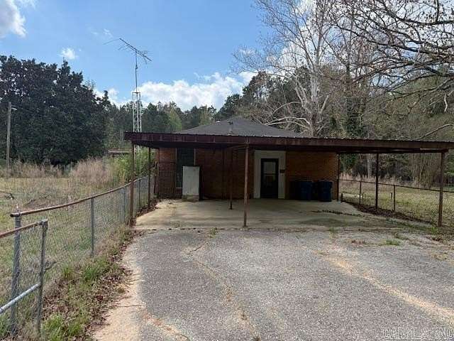 45 Acres of Land with Home for Sale in Haynesville, Louisiana