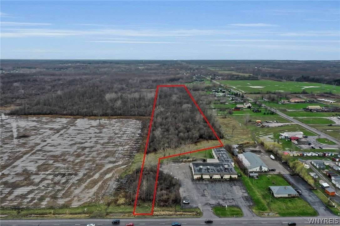 14.9 Acres of Commercial Land for Sale in Lockport, New York