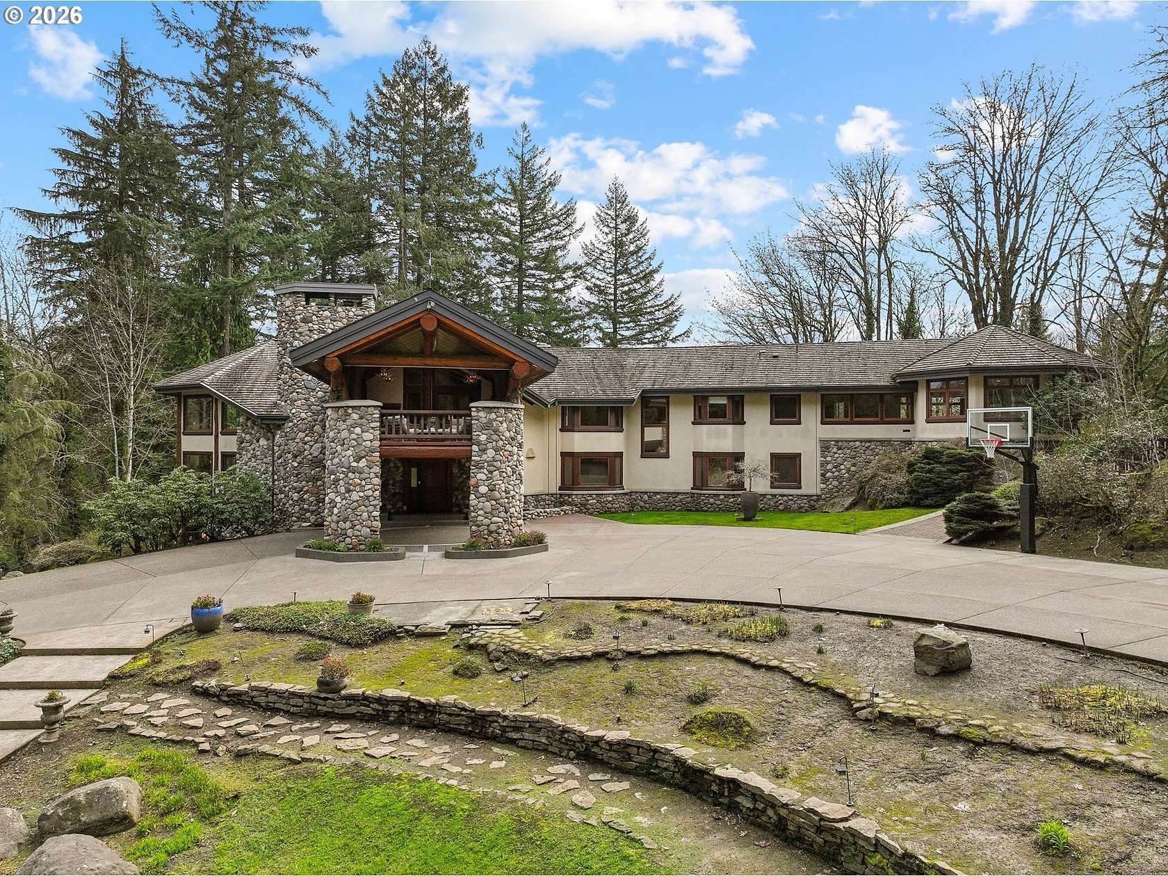 28.6 Acres of Land with Home for Sale in Portland, Oregon