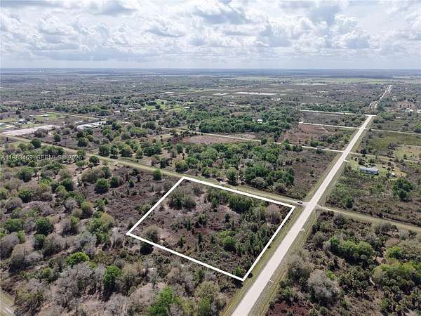 3 Acres of Residential Land for Sale in Okeechobee, Florida