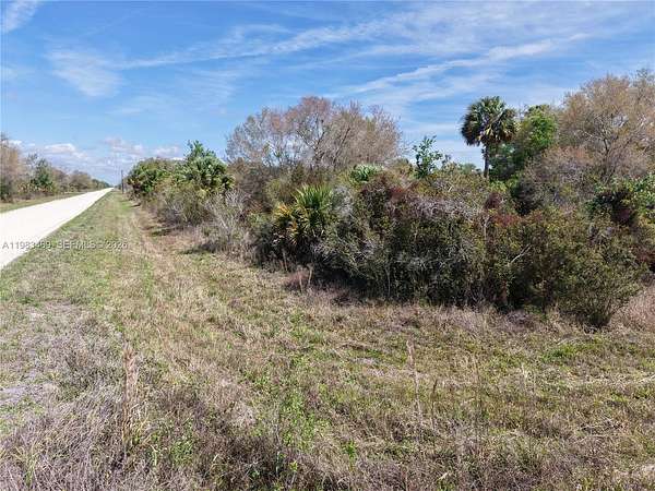 3 Acres of Residential Land for Sale in Okeechobee, Florida