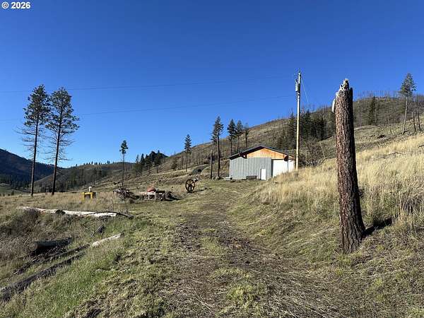 15.2 Acres of Recreational & Residential Land for Sale in Canyon City, Oregon