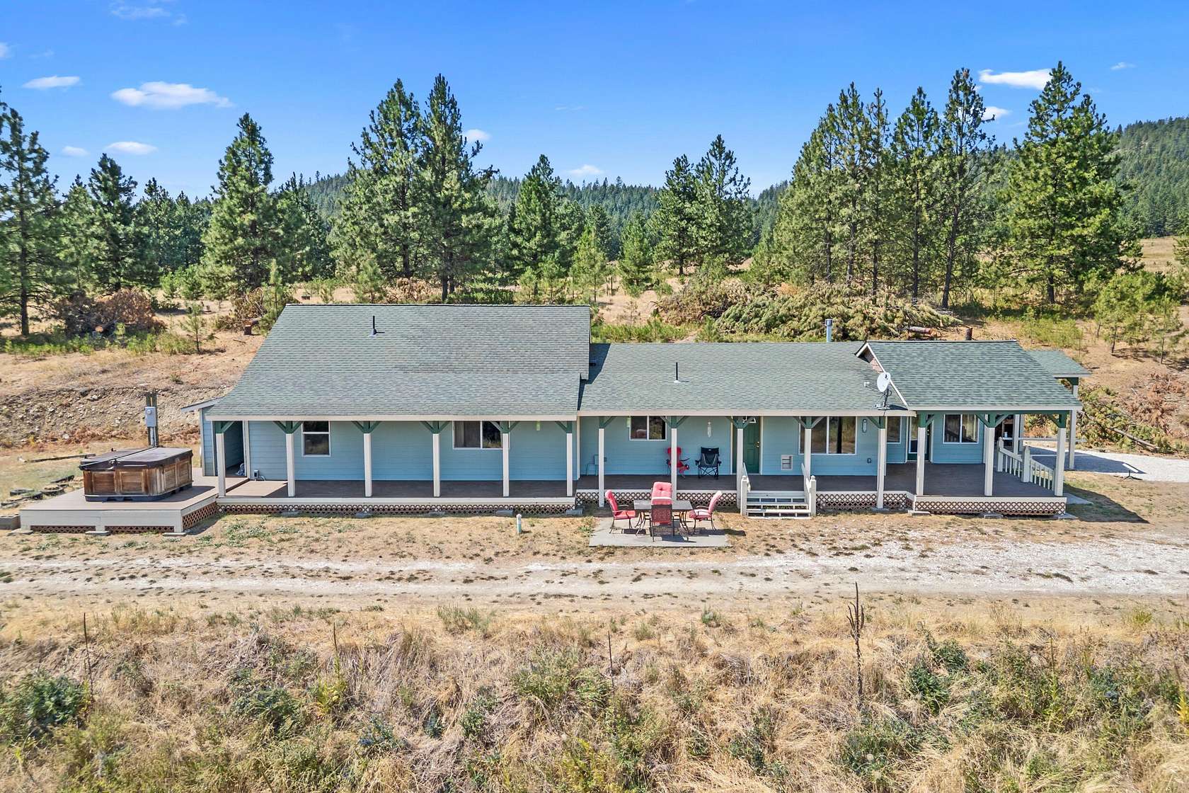 35 Acres of Agricultural Land with Home for Sale in Fruitland, Washington