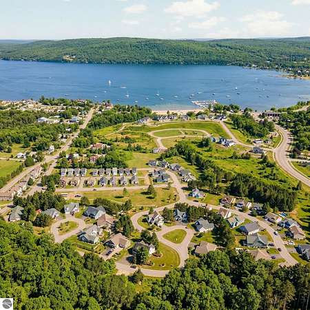 0.14 Acres of Land for Sale in Traverse City, Michigan