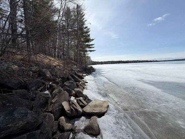 0.92 Acres of Residential Land for Sale in Dexter, Maine