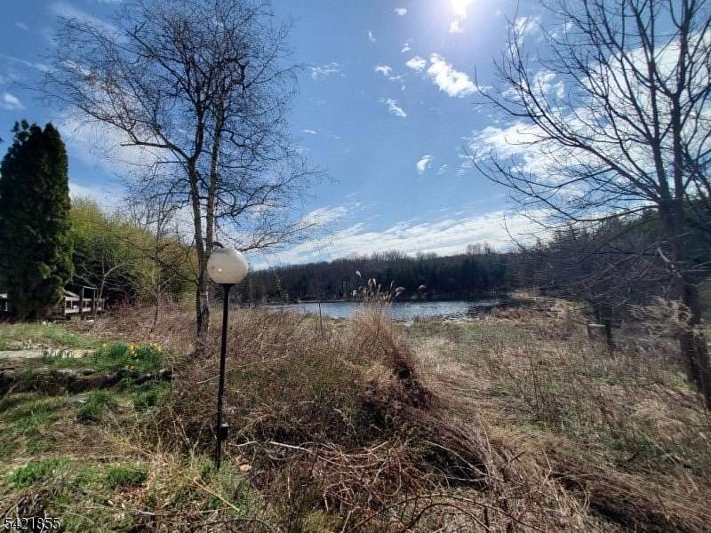 8 Acres of Residential Land for Sale in Frelinghuysen Township, New Jersey