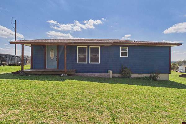 1.57 Acres of Land with Home for Sale in Yellville, Arkansas