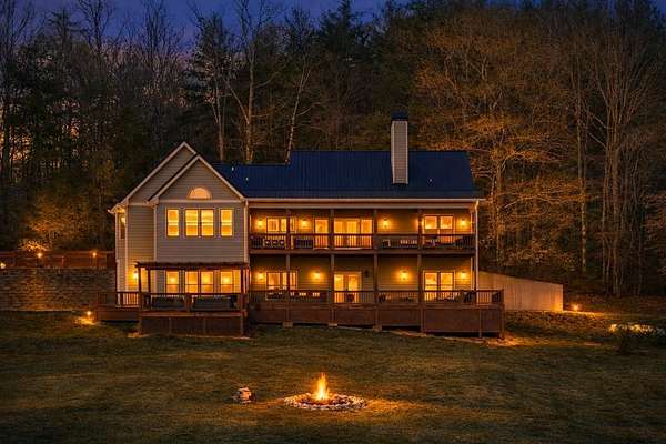 17.3 Acres of Land with Home for Sale in Blue Ridge, Georgia