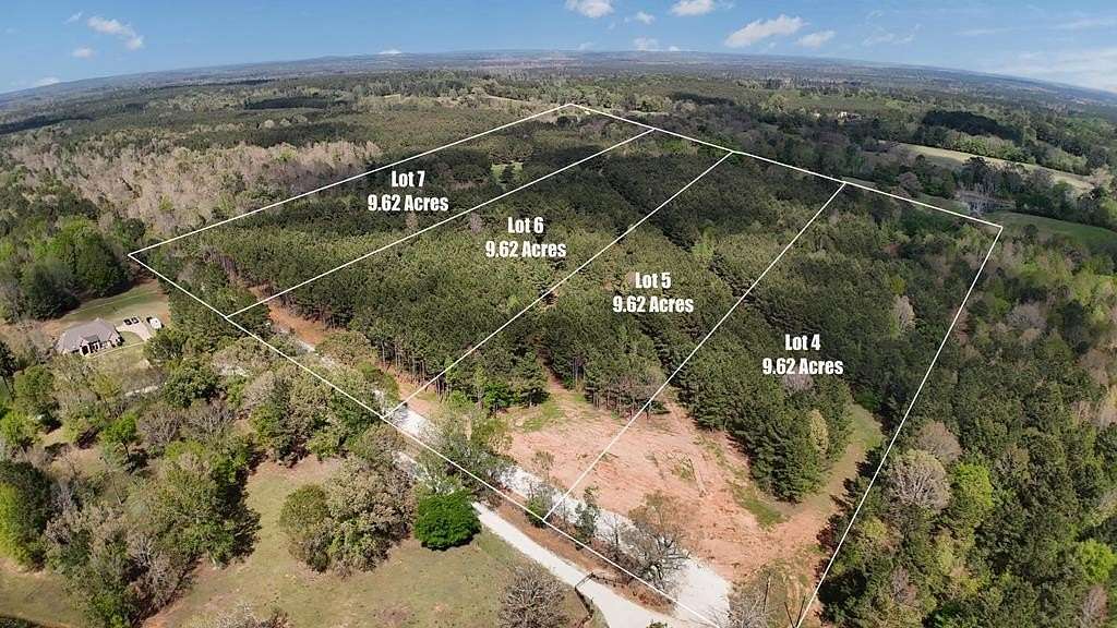 9.62 Acres of Residential Land for Sale in Nacogdoches, Texas