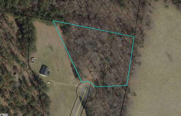 2 Acres of Residential Land for Sale in Inman, South Carolina
