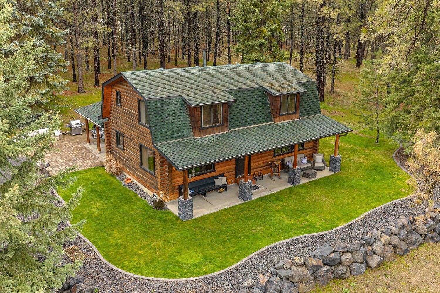 2 Acres of Land with Home for Sale in Spokane, Washington