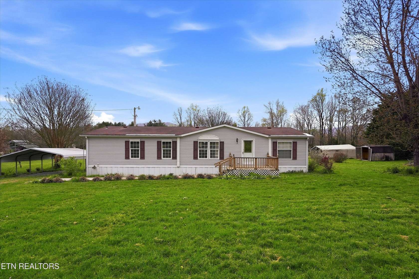 1.69 Acres of Land with Home for Sale in Wartburg, Tennessee