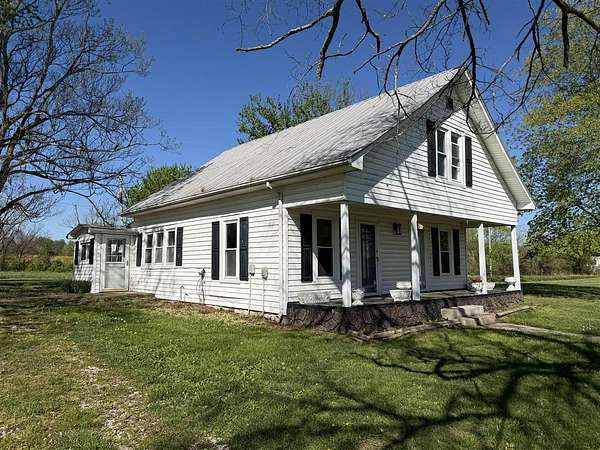 3 Acres of Land with Home for Sale in Park City, Kentucky