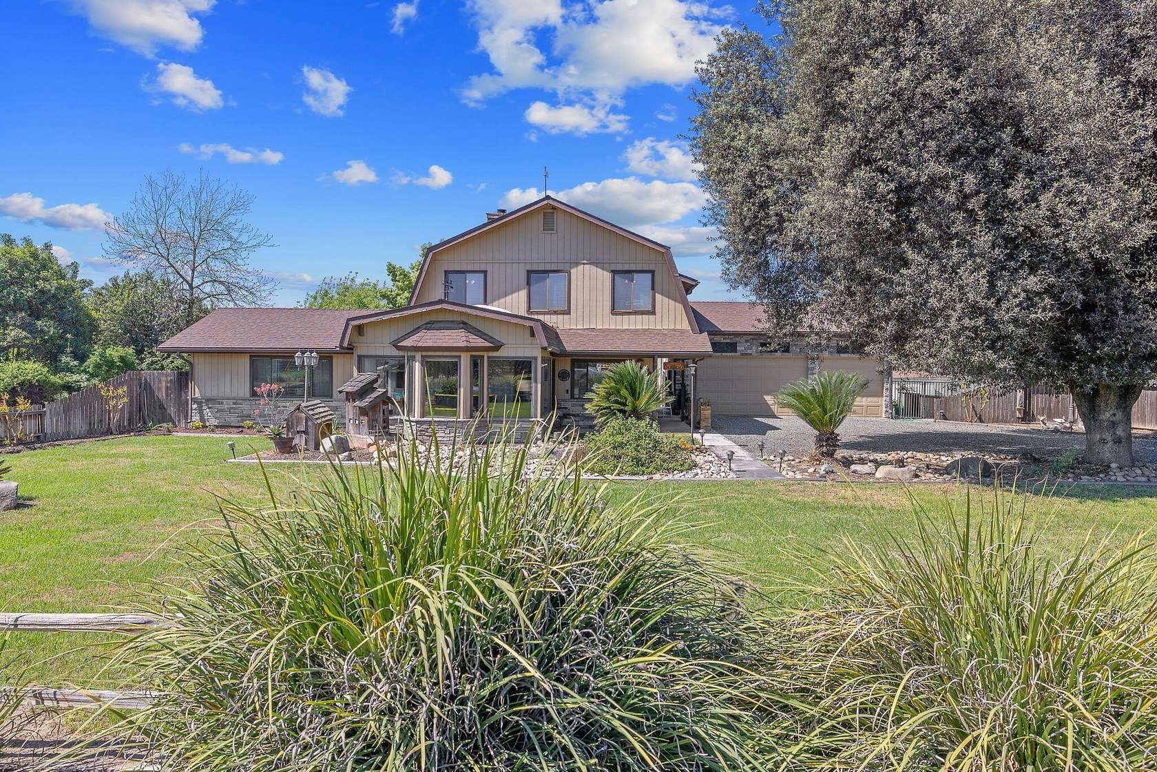 2 Acres of Land with Home for Sale in Strathmore, California