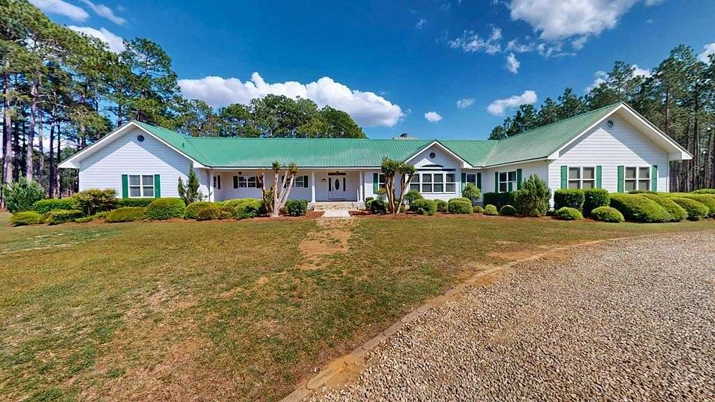 72.9 Acres of Recreational Land with Home for Sale in Pavo, Georgia