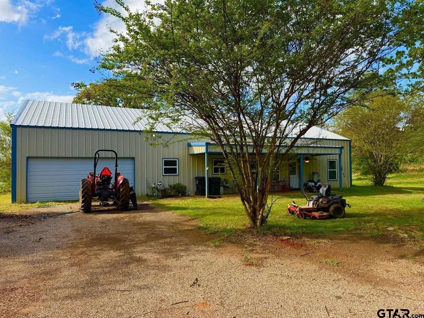 16.3 Acres of Land with Home for Sale in Flint, Texas