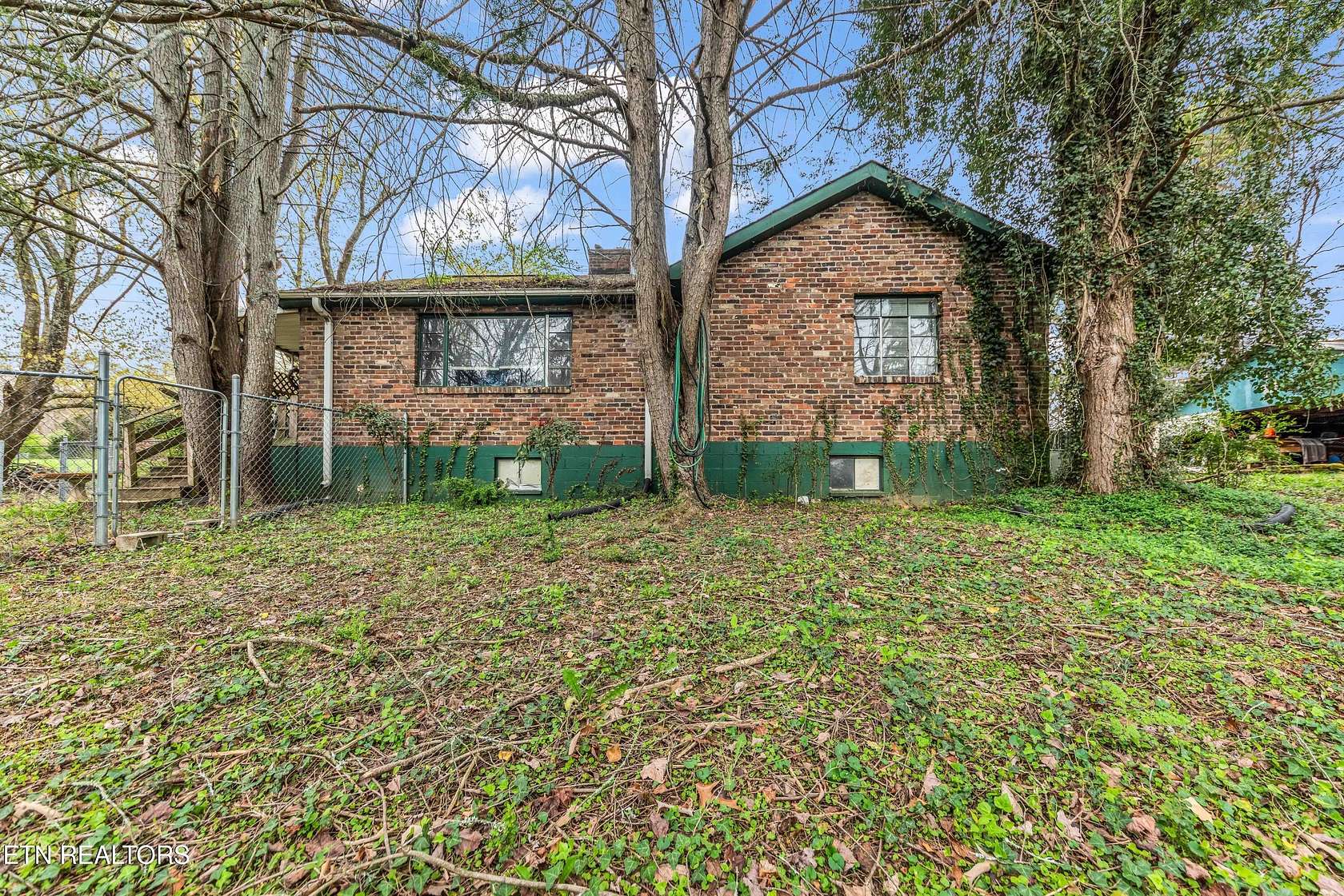 5.52 Acres of Land with Home for Sale in Knoxville, Tennessee
