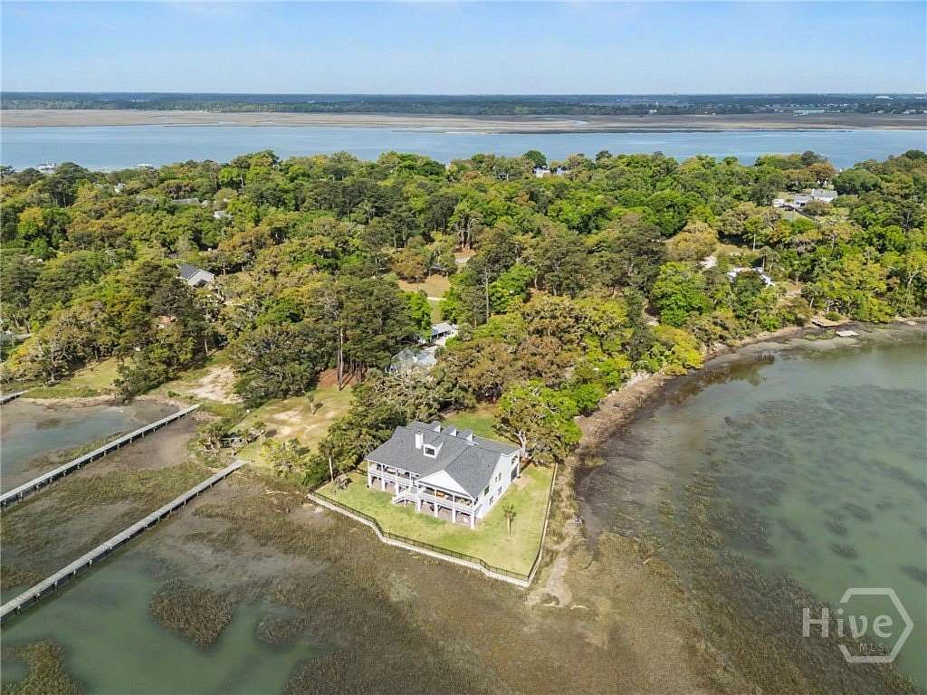 2.78 Acres of Land with Home for Sale in Savannah, Georgia