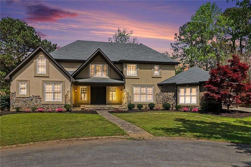 1.6 Acres of Land with Home for Lease in Atlanta, Georgia