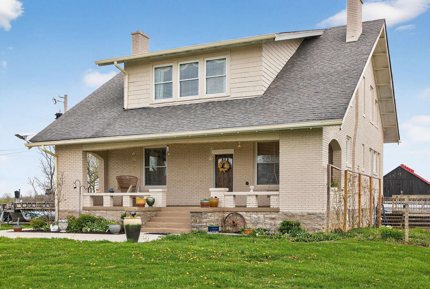 10 Acres of Land with Home for Sale in Winchester, Kentucky