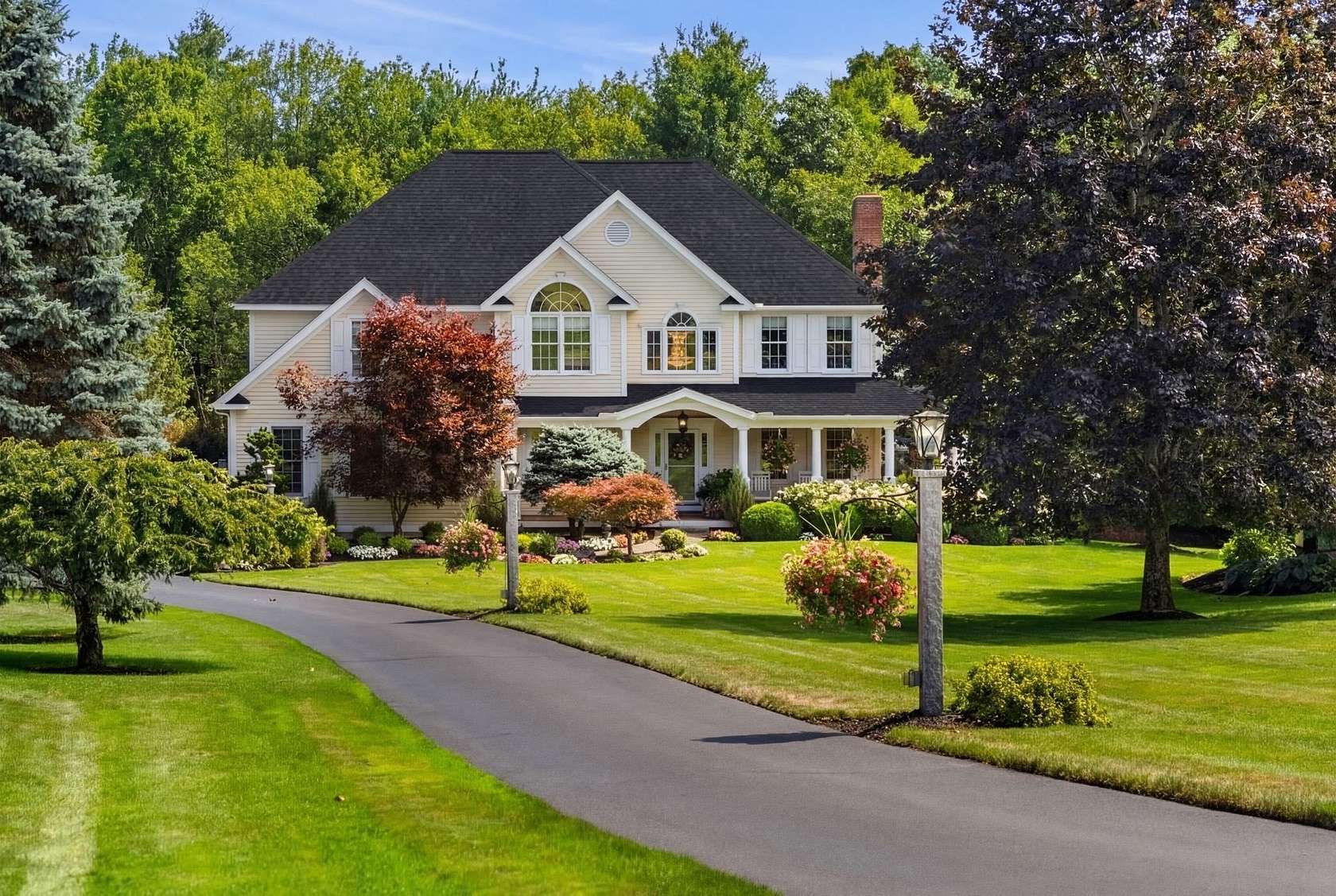 4.4 Acres of Land with Home for Sale in Bedford, New Hampshire