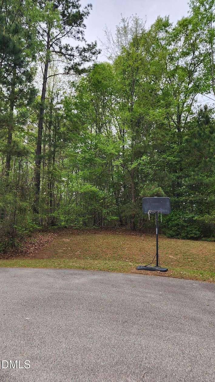 1 Acre of Residential Land for Sale in Zebulon, North Carolina