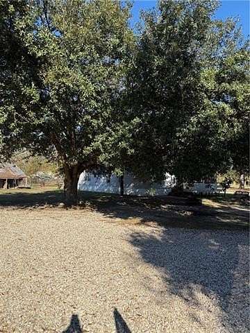 9 Acres of Land with Home for Sale in Tickfaw, Louisiana