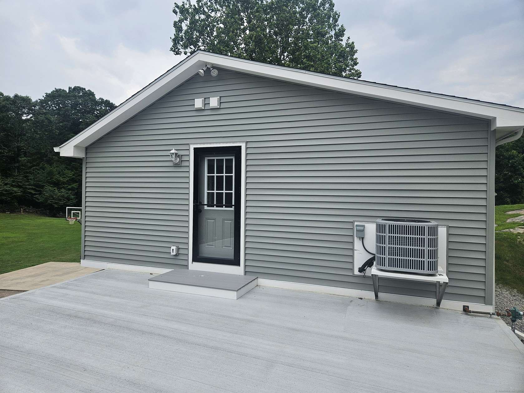 12.4 Acres of Land with Home for Lease in Stonington, Connecticut