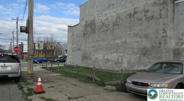 0.03 Acres of Land for Sale in Philadelphia, Pennsylvania