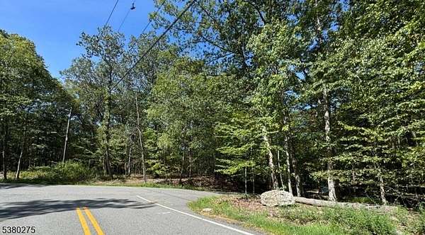 0.5 Acres of Residential Land for Sale in Hopatcong, New Jersey