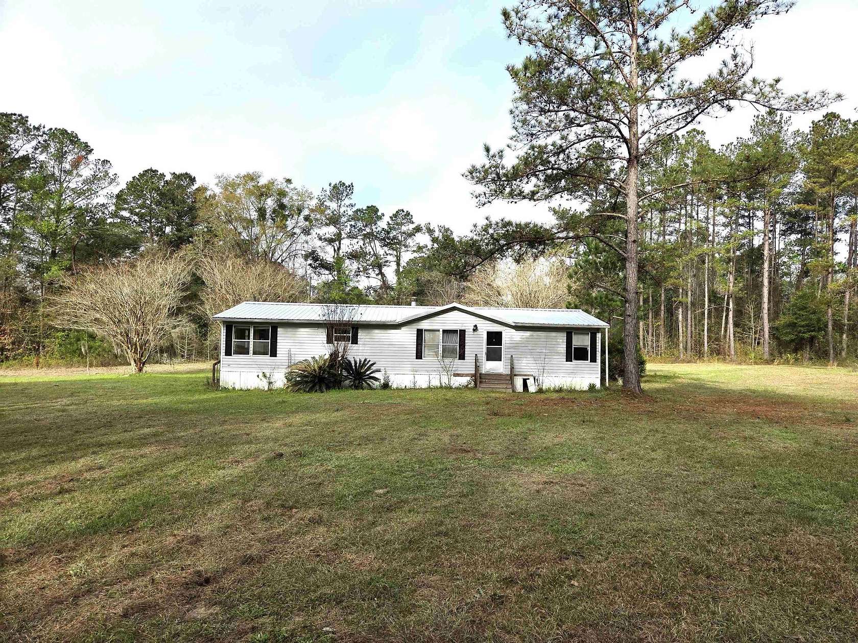 38.5 Acres of Land with Home for Sale in Quincy, Florida