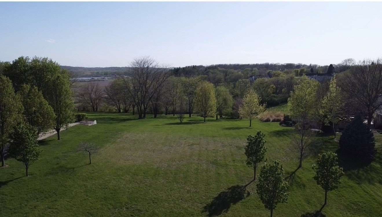 1 Acre of Residential Land for Sale in Waukee, Iowa