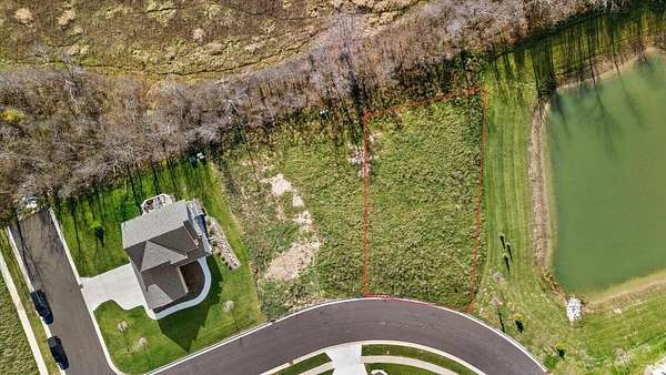 0.29 Acres of Residential Land for Sale in Menomonee Falls, Wisconsin