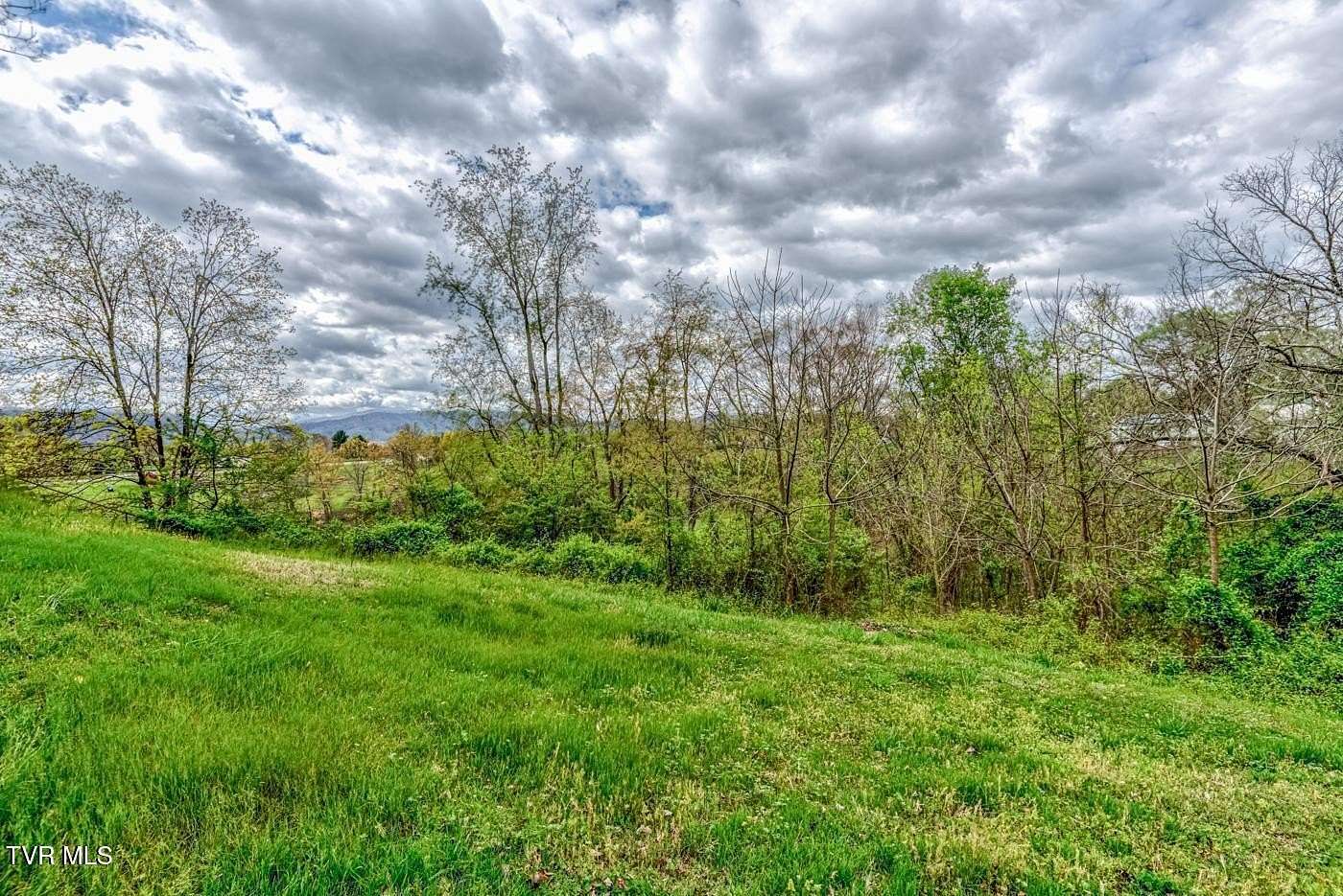 1.22 Acres of Mixed-Use Land for Sale in Church Hill, Tennessee