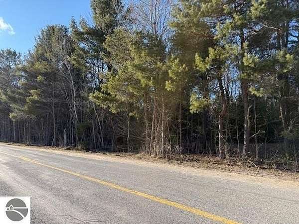 5.25 Acres of Residential Land for Sale in Benzonia, Michigan