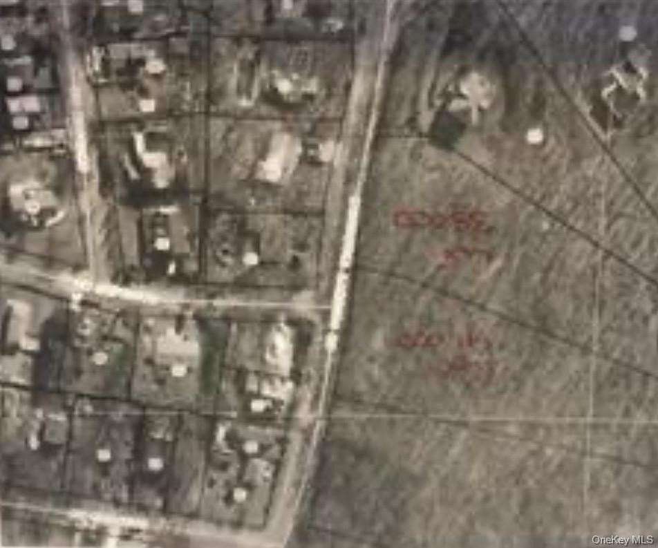 1.1 Acres of Residential Land for Sale in Miller Place, New York